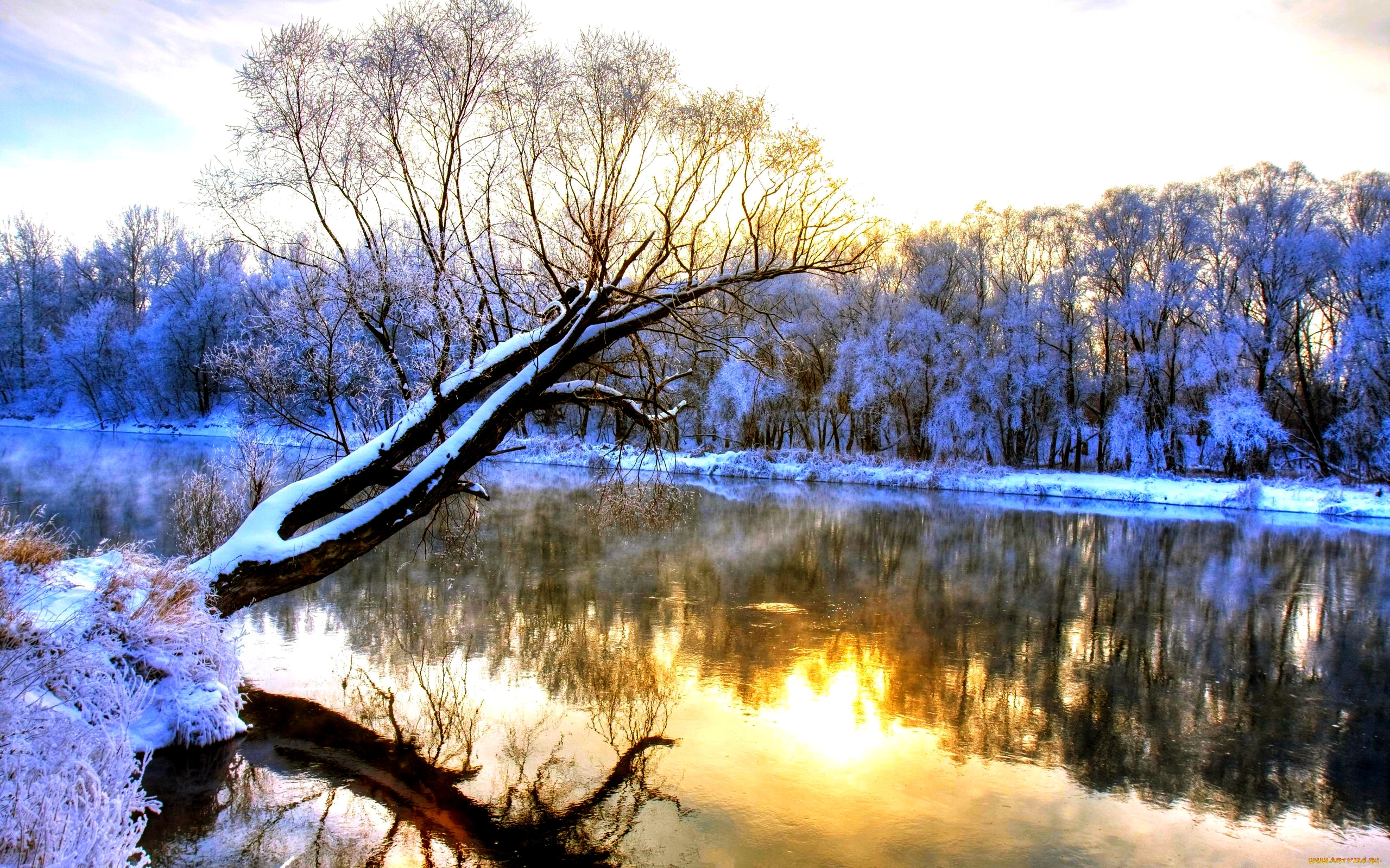 Заставка март природа. Зимняя река. Весенний пейзаж.